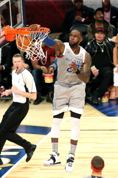 尺度实现两 尺度实现两